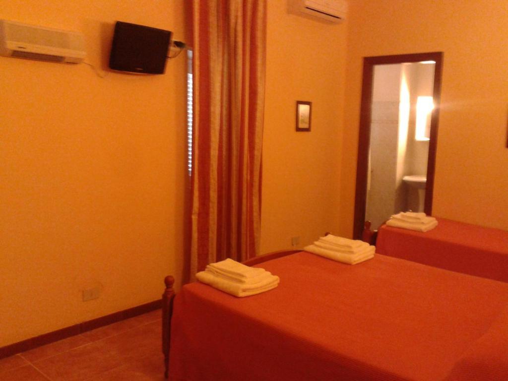 Agriturismo Marcosimone Marco Simone ห้อง รูปภาพ